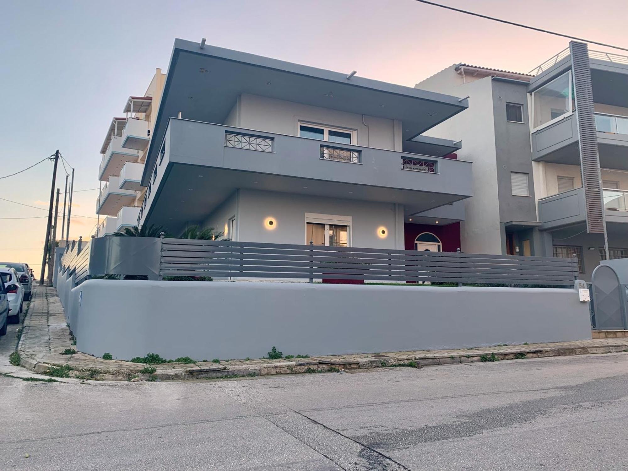 Modern Mint Sunny House Near The Airport Apartment Spáta Exterior foto